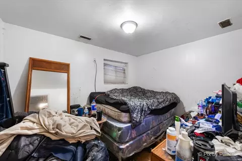 Bedroom - 7030 S Artesian Ave, Chicago, IL 60629 photo 6 of 6
