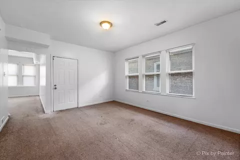 Living - 7030 S Artesian Ave, Chicago, IL 60629 photo 4 of 5