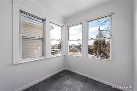 Entry Way - 7030 S Artesian Ave, Chicago, IL 60629 photo 2 of 3