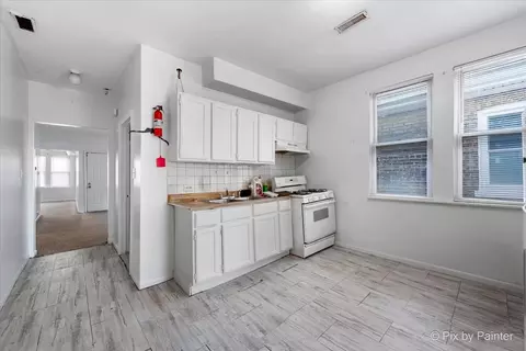 Kitchen - 7030 S Artesian Ave, Chicago, IL 60629 photo 2 of 5