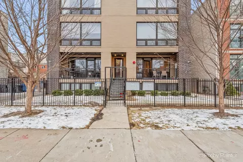 117 S Bell Ave #1S, Chicago, IL 60612