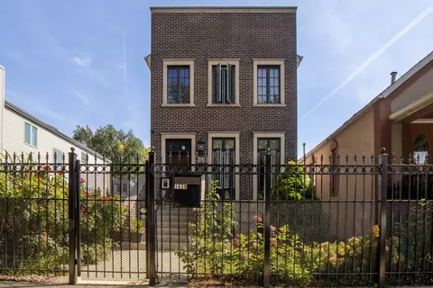 1629 N Talman Ave, Chicago, IL 60647