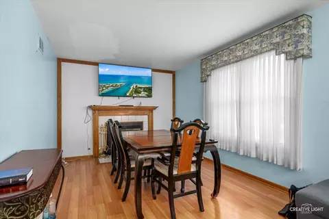Dining - 1504 Lasser Dr, Plainfield, IL 60586 photo 2 of 2