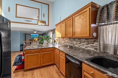 Kitchen - 1504 Lasser Dr, Plainfield, IL 60586 photo 2 of 2