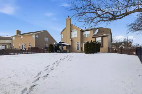 Other - 1951 Broadsmore Dr, Algonquin, IL 60102 photo 8 of 9