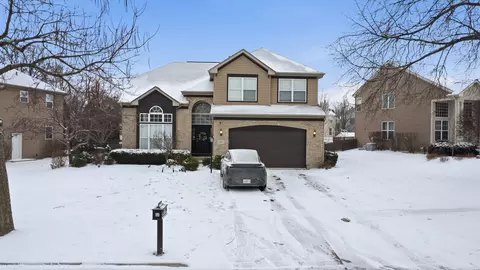 Exterior - 1951 Broadsmore Dr, Algonquin, IL 60102 photo 3 of 3