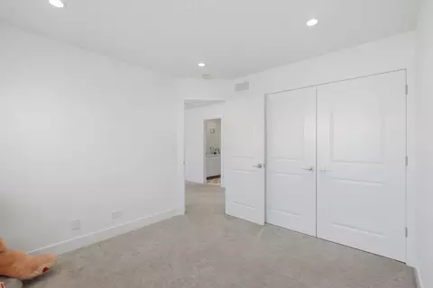 Bedroom - 1951 Broadsmore Dr, Algonquin, IL 60102 photo 7 of 7