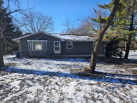 10 N866 Hawthorn St, Elgin, IL 60123