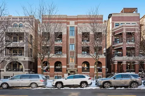 1025 W Monroe St #3W, Chicago, IL 60607