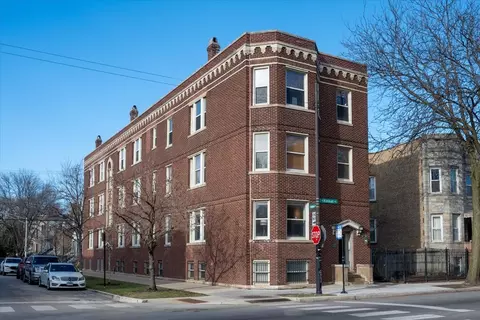 2300 N Kimball Ave #1, Chicago, IL 60647