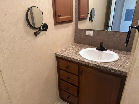 238 Dewey St, Urbana, IL 61802 photo 11