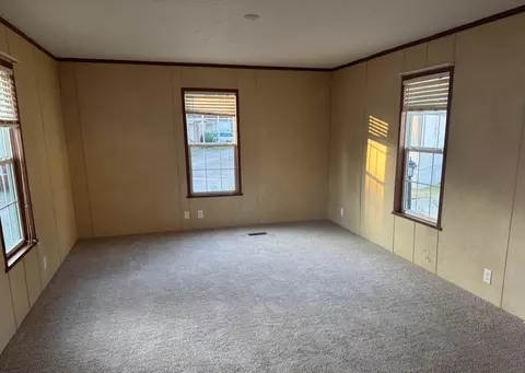 238 Dewey St, Urbana, IL 61802 photo 9