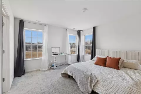 Bedroom - Undisclosed, Mchenry, IL 60050 photo 2 of 2