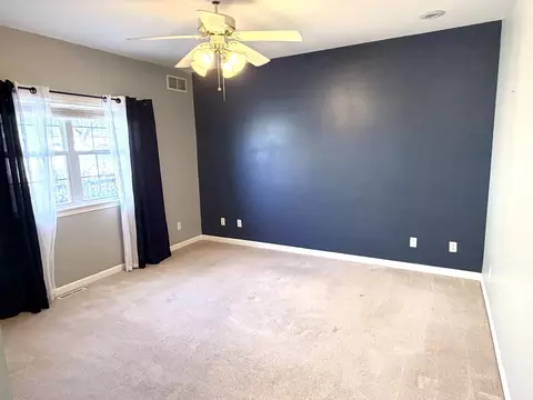 Bedroom - 2618 7th St, Peru, IL 61354 photo 1 of 2