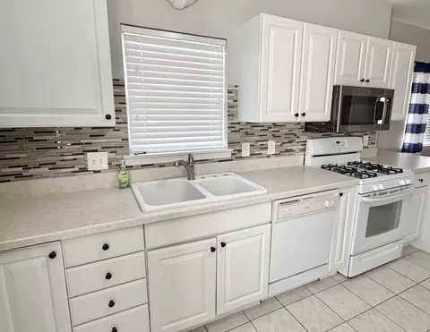 Kitchen - 2618 7th St, Peru, IL 61354 photo 3 of 3