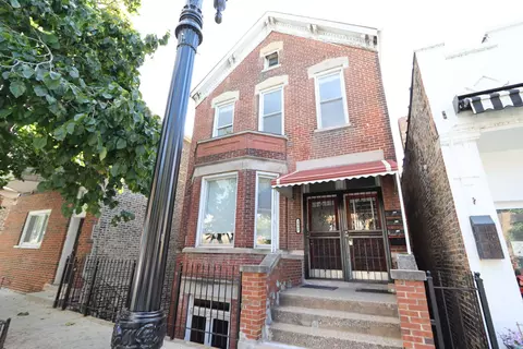 2440 S Oakley Ave, Chicago, IL 60608