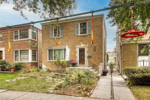 5713 N Francisco Ave, Chicago, IL 60659