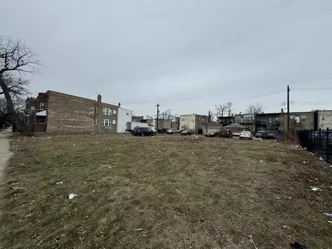 4222 W Adams St, Chicago, IL 60624