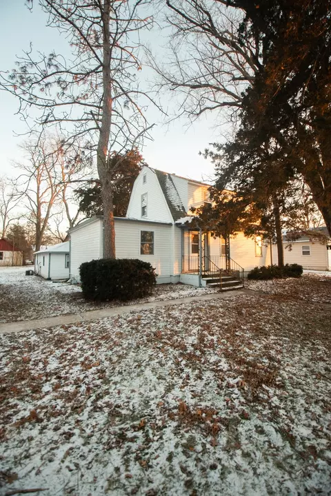 Other - 7913 S Oak St, Dixon, IL 61021 photo 4 of 9