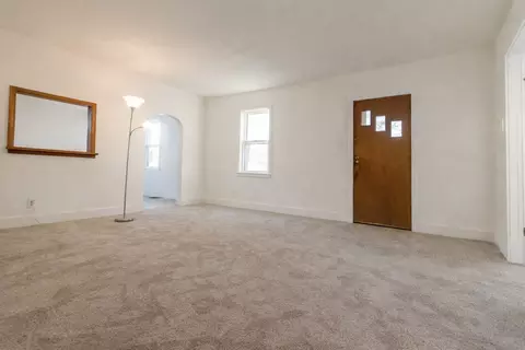 Living - 7913 S Oak St, Dixon, IL 61021 photo 2 of 4