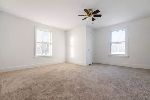 Bedroom - 7913 S Oak St, Dixon, IL 61021 photo 6 of 7