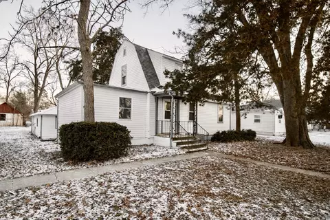 Other - 7913 S Oak St, Dixon, IL 61021 photo 3 of 9