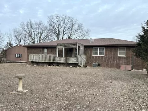 Exterior - 2463 Bishop Rd, Prophetstown, IL 61277 photo 7 of 9