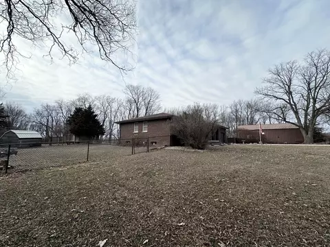 Exterior - 2463 Bishop Rd, Prophetstown, IL 61277 photo 3 of 9