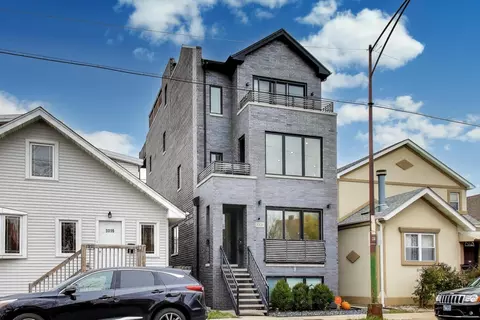 3320 N Narragansett Ave #2, Chicago, IL 60634