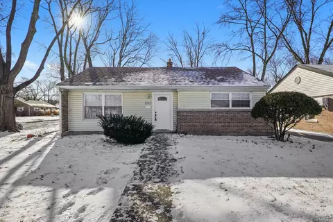 2243 Spruce Rd, Homewood, IL 60430