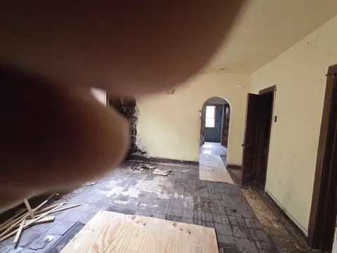 Entry Way - Undisclosed, Chicago, IL 60628 photo 1 of 3