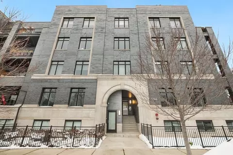 5748 N Hermitage Ave #104, Chicago, IL 60660