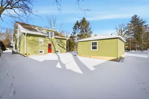 Exterior - 312 E Lincoln Ave, Wheaton, IL 60187 photo 3 of 9