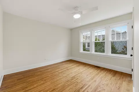 Bedroom - 312 E Lincoln Ave, Wheaton, IL 60187 photo 6 of 7