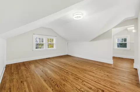 Bedroom - 312 E Lincoln Ave, Wheaton, IL 60187 photo 4 of 7