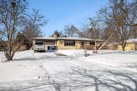 3 N662 Elizabeth St, Addison, IL 60101