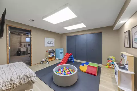 Other - 1402 Cherry Dr, Batavia, IL 60510 photo 8 of 9