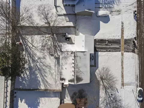 View/Area - 1402 Cherry Dr, Batavia, IL 60510 photo 2 of 2