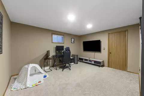Other - 1402 Cherry Dr, Batavia, IL 60510 photo 7 of 9