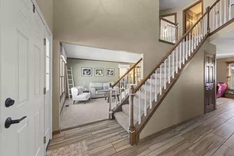 Entry Way - 1402 Cherry Dr, Batavia, IL 60510 photo 1 of 2