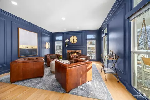 Living - 607 E Prairie Ave, Wheaton, IL 60187 photo 1 of 2