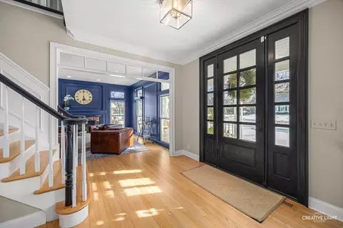 Entry Way - 607 E Prairie Ave, Wheaton, IL 60187 photo 1 of 4
