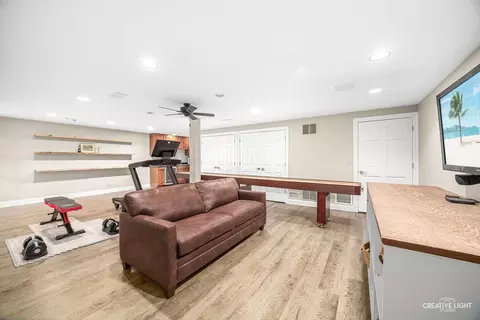 Other - 607 E Prairie Ave, Wheaton, IL 60187 photo 8 of 9