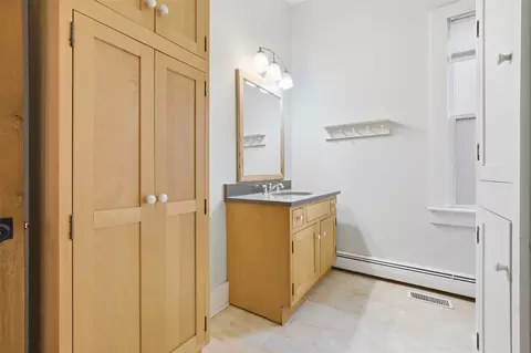 Bath - 305 E Chestnut St, Bloomington, IL 61701 photo 1 of 2
