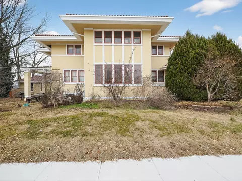 1207 12th St, Lawrenceville, IL 62439