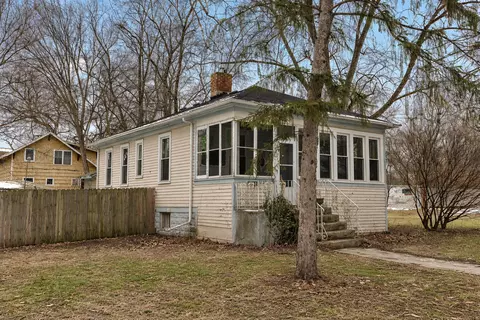 1812 Cedar Rd, Homewood, IL 60430