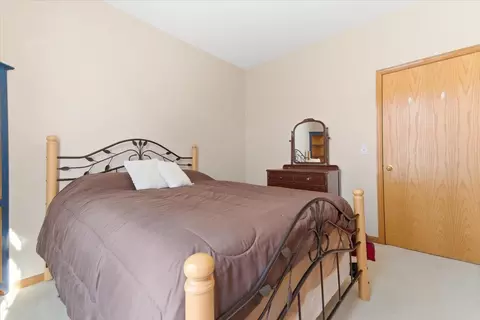 Bedroom - 8 E Hague Dr, Antioch, IL 60002 photo 4 of 4
