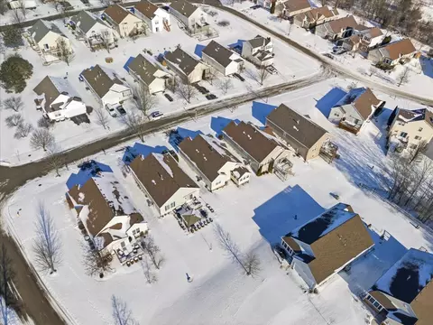 View/Area - 8 E Hague Dr, Antioch, IL 60002 photo 1 of 3