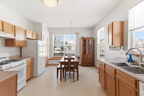 Kitchen - 8 E Hague Dr, Antioch, IL 60002 photo 2 of 4