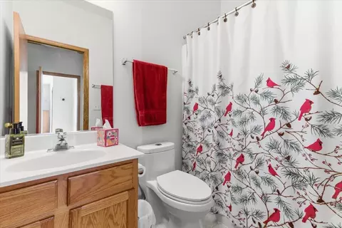 Bath - 8 E Hague Dr, Antioch, IL 60002 photo 1 of 2